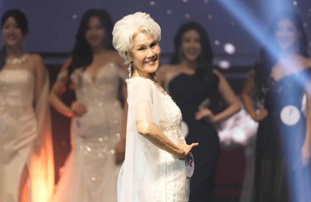 81 yaşında “Kainat gözəli” yarışına qatıldı - FOTOLAR